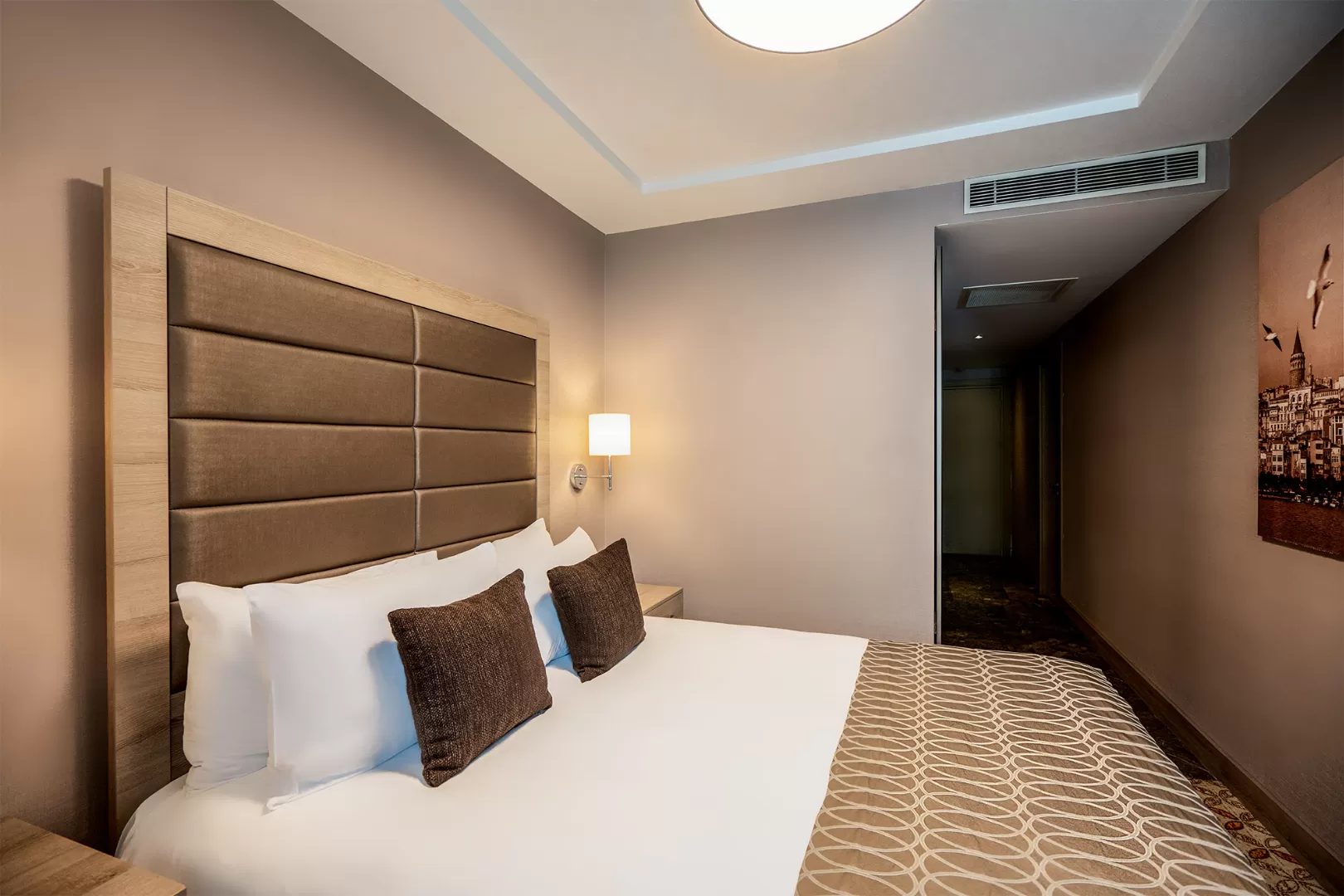 Standard room: double bed
